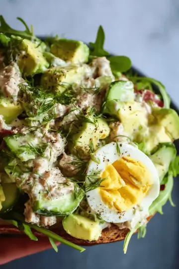 No-Mayo, High-Protein Tuna Salad with Greek Yogurt & Avocado