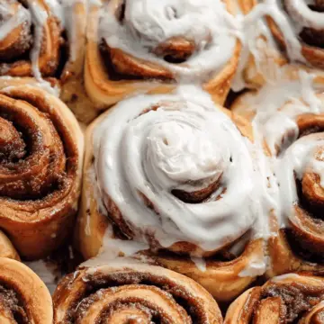 Gingerbread Cinnamon Rolls