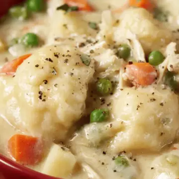 30-Minute Creamy Chicken and Dumplings Recipe