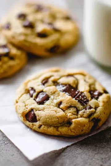 The Best Soft Chocolate Chip Cookies