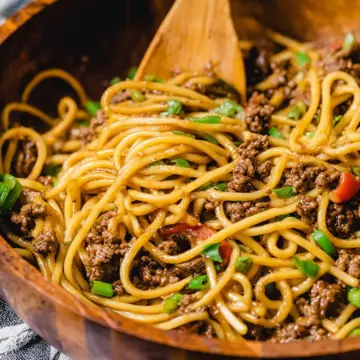 GROUND BEEF MONGOLIAN NOODLES