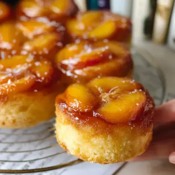 Mini Peach Upside Down Cake Recipe