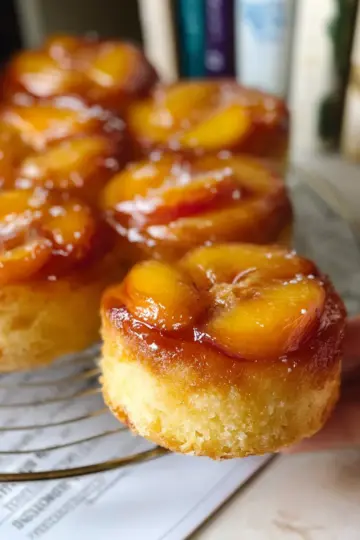 Mini Peach Upside Down Cake Recipe