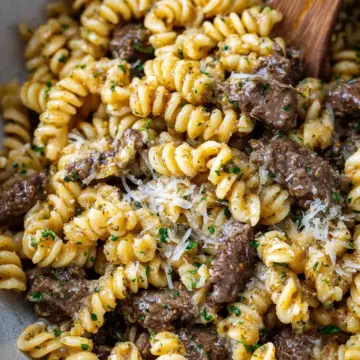 One Pot Beef and Garlic Butter Pasta