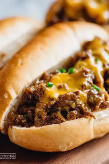 Cheesy Hot Beef Sandwich Recipe
