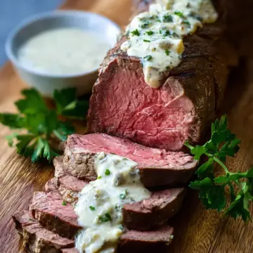 Easy Beef Tenderloin with Gorgonzola Sauce