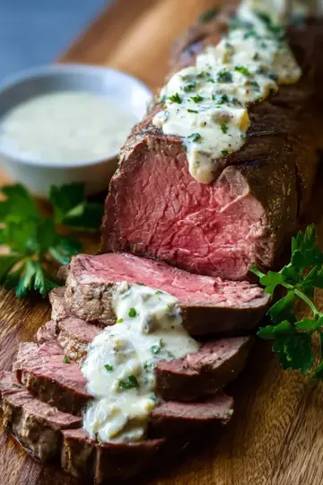 Easy Beef Tenderloin with Gorgonzola Sauce
